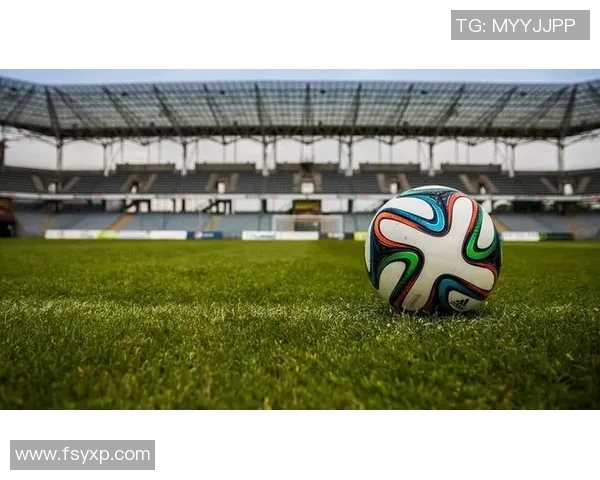 足球高端球星卡收藏价值解析与市场前景展望 足球高端球星卡收藏价值解析与市场前景展望